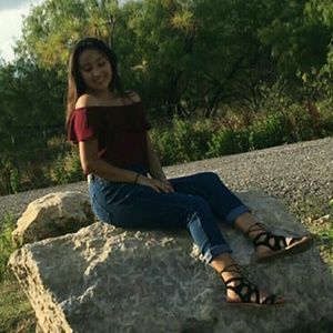 Meet your Posher, Stephanie